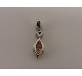Zilveren hanger met zirkonia