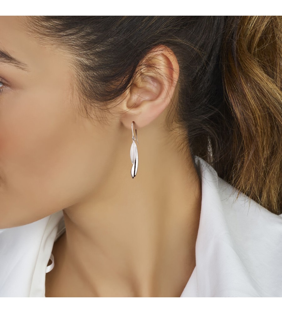 Zilveren oorhangers mat/poli