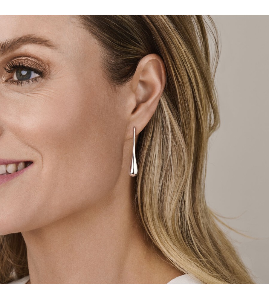 Zilveren oorhangers druppel