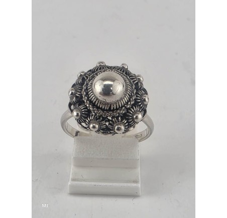 Zilveren ring  Zeeuws