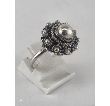Zilveren ring  Zeeuws
