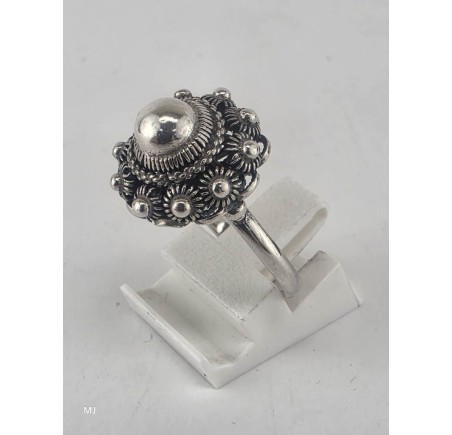 Zilveren ring  Zeeuws