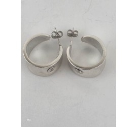 Zilveren Buddha to Buddha half creolen