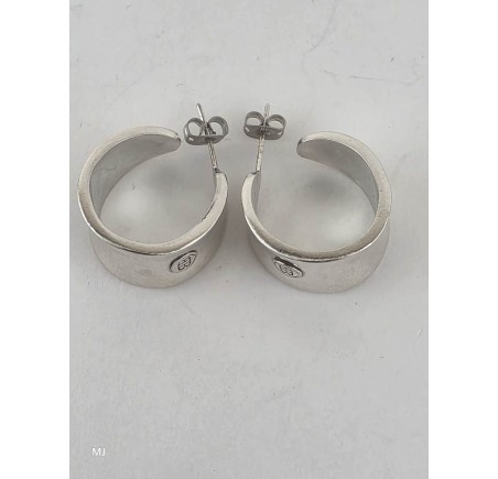 Zilveren Buddha to Buddha half creolen