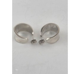 Zilveren Buddha to Buddha half creolen