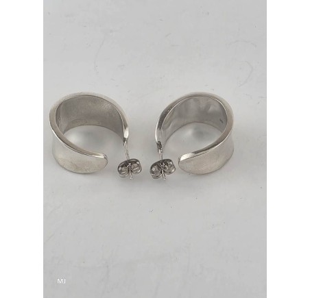 Zilveren Buddha to Buddha half creolen