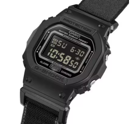 Casio G-Shock horloge DW-5600MNC-1