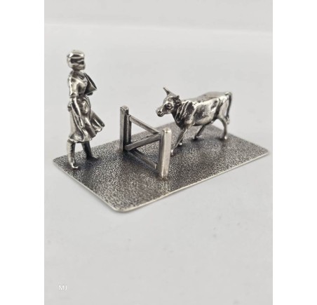 Zilveren miniatuur Boerin met koe