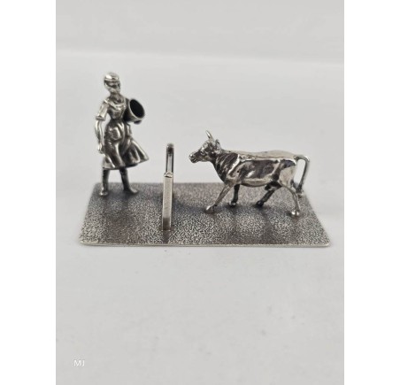 Zilveren miniatuur Boerin met koe