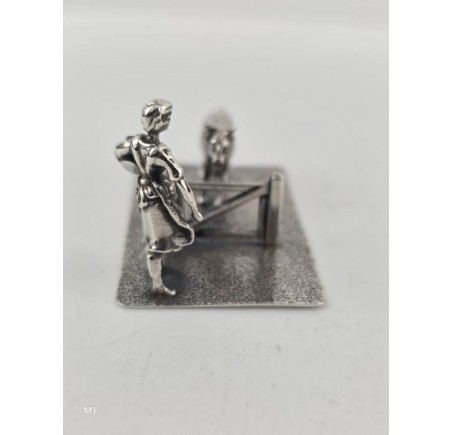 Zilveren miniatuur Boerin met koe
