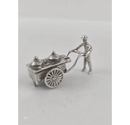 Zilveren miniatuur IJscokar