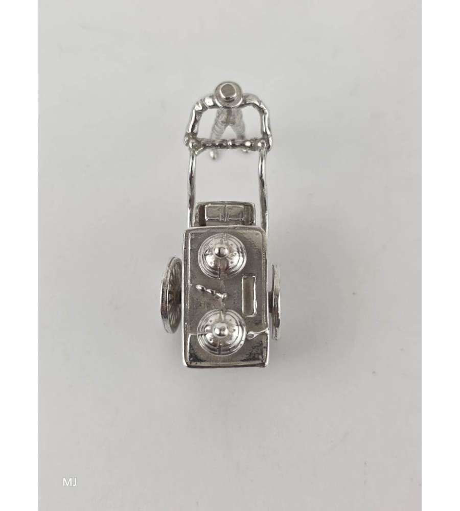 Zilveren miniatuur IJscokar