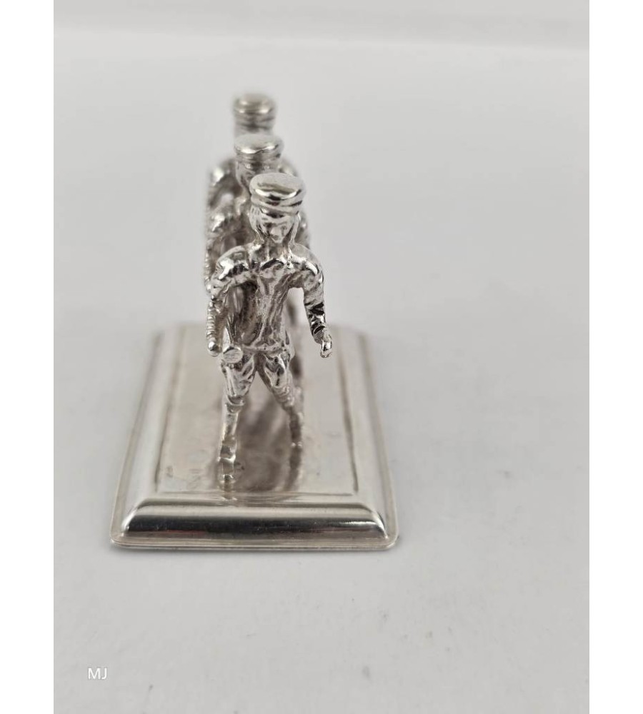 Zilveren miniatuur Schaatsers