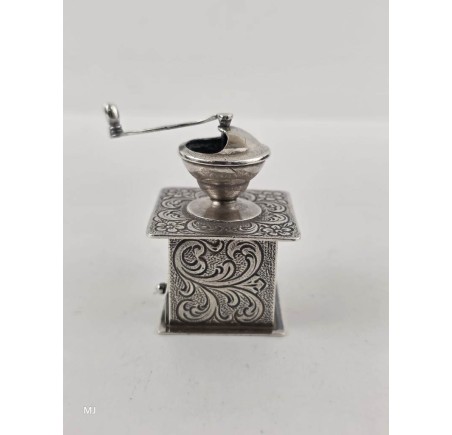 Zilveren miniatuur Koffiemolen