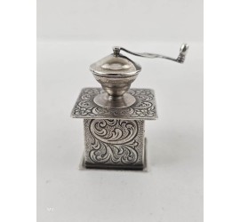 Zilveren miniatuur Koffiemolen