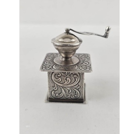 Zilveren miniatuur Koffiemolen