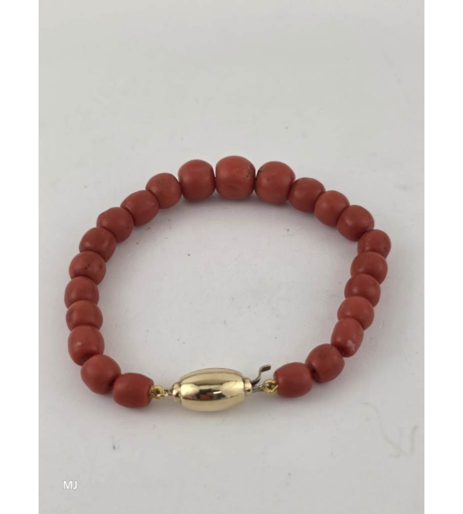 Bloedkoralen armband met gouden slot
