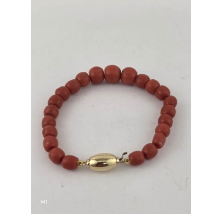 Bloedkoralen armband met gouden slot