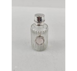 Parfumflesje met zilveren dop