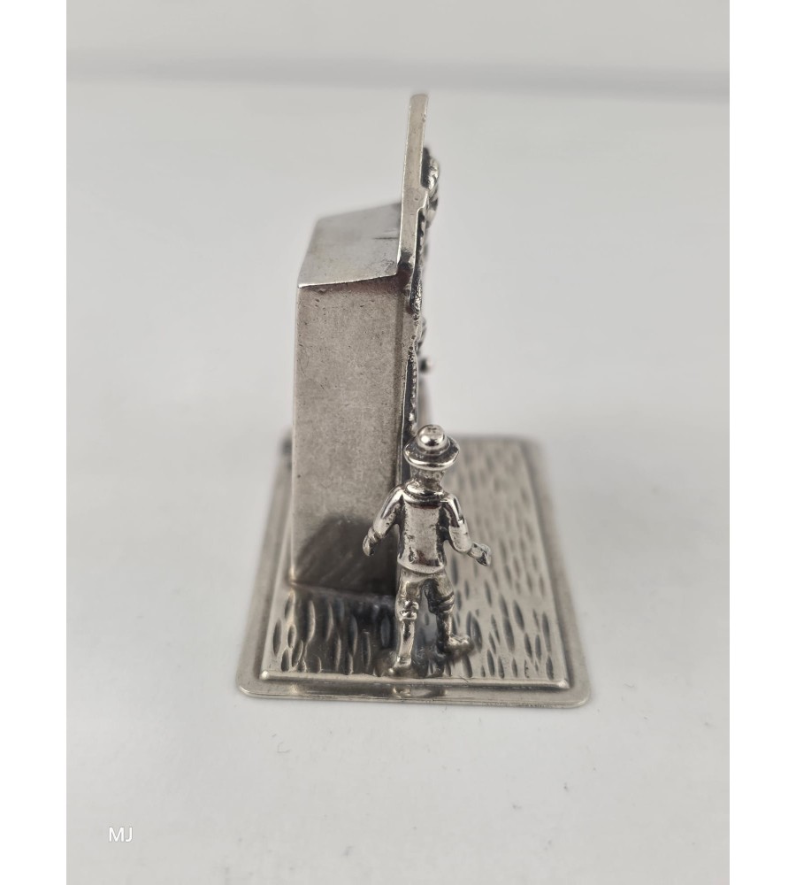 Zilveren miniatuur Poppenkast
