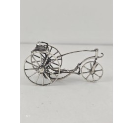 Zilveren miniatuur Historische driewieler fiets