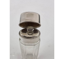 Parfumflesje met zilveren dop