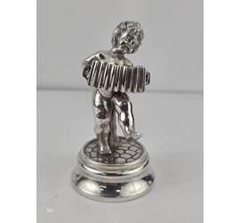Zilveren miniatuur Jongen met Harmonica