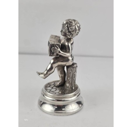 Zilveren miniatuur Jongen met Harmonica