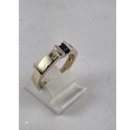 Gouden damesring met blauw saffier en briljant