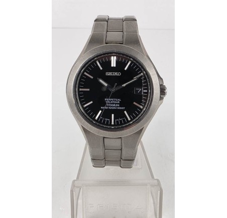 Seiko Titanium Perpetual Calander herenhorloge