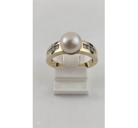 Gouden damesring met parel en zirkonia