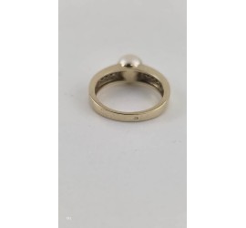 Gouden damesring met parel en zirkonia