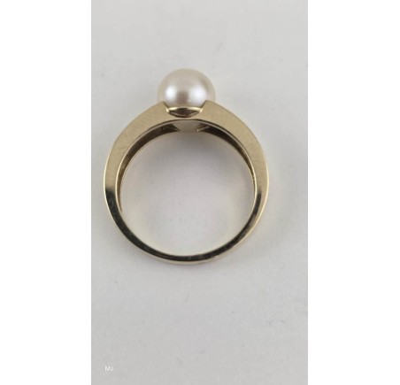 Gouden damesring met parel en zirkonia