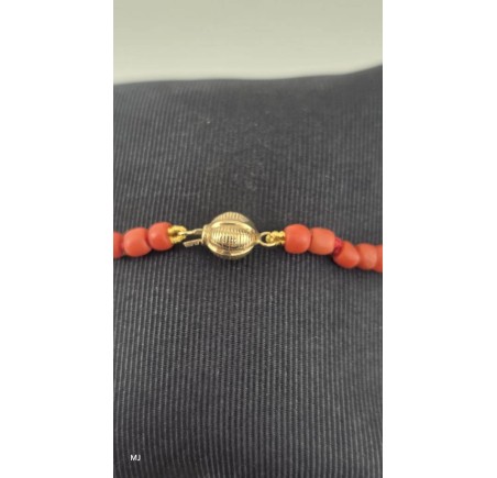 Bloedkoralen armband met gouden slot