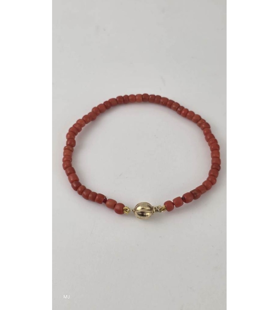 Bloedkoralen armband met gouden slot