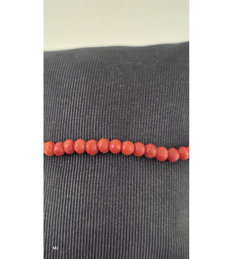 Bloedkoralen armband met gouden slot