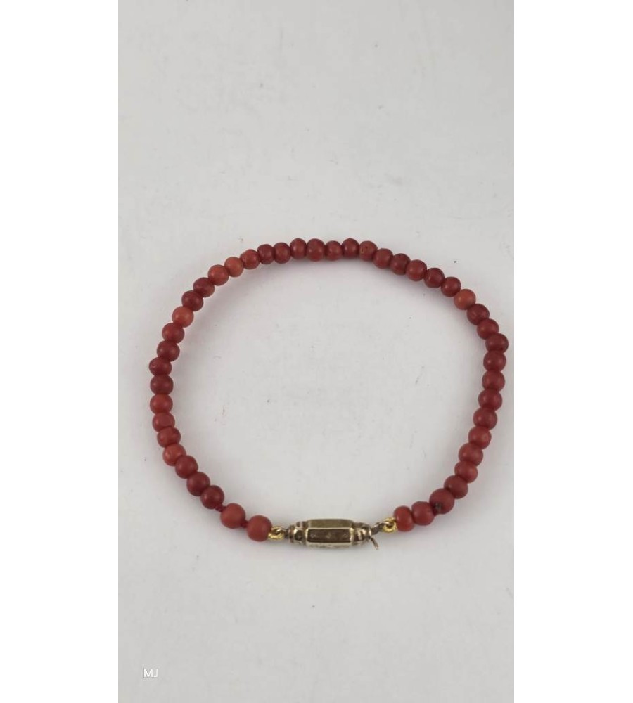 Bloedkoralen armband met gouden slot