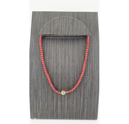Bloedkoralen collier met gouden slot